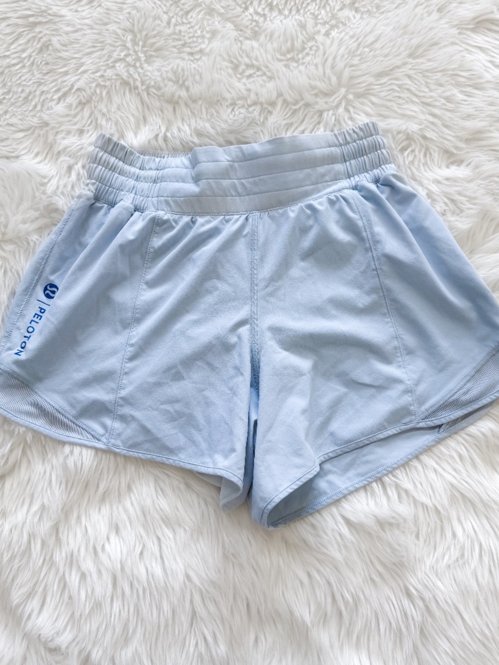 Lululemon x Peloton - Hotty Hot High-Rise Lined Short 4" - Light Blue